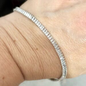 New Gorgeous Sparkly Silver Plated Bracelet/Anklet